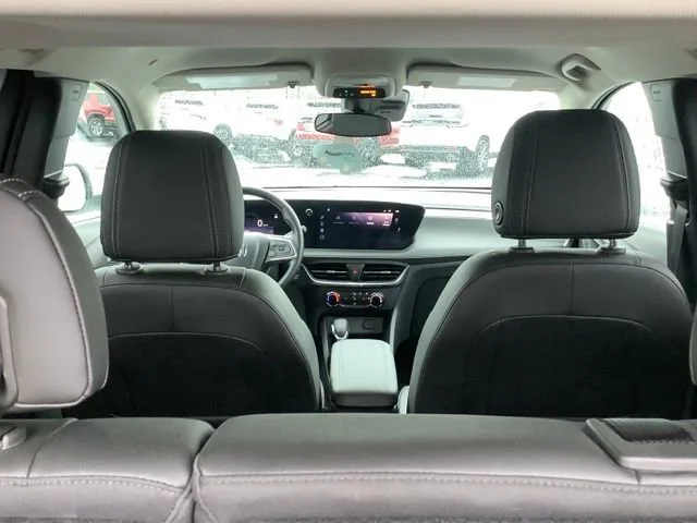 2025 Buick Encore GX Preferred - Photo 8
