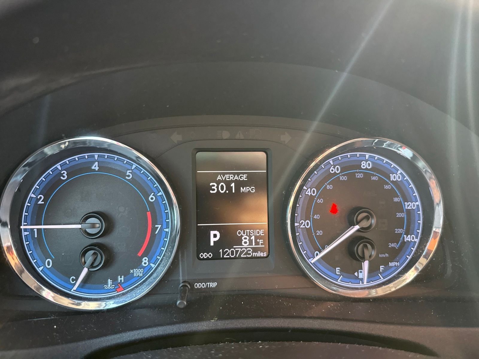 Used 2018 Red Toyota LE image 6