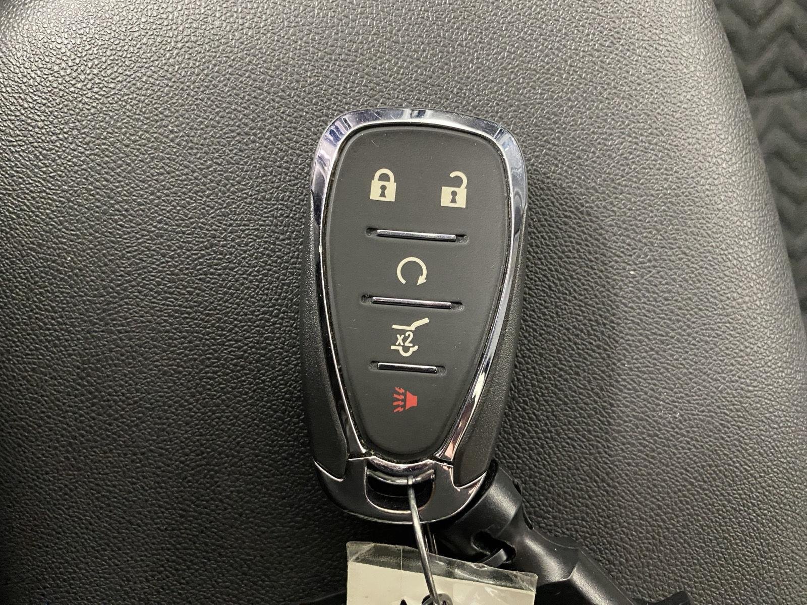 Used 2024 Sterling Gray Metallic Chevrolet LT image 18