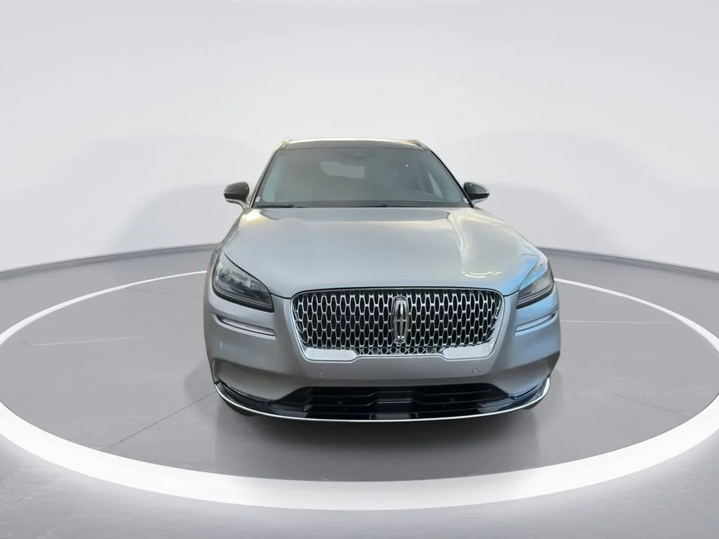 Used 2021 Silver Lincoln Reserve image 3