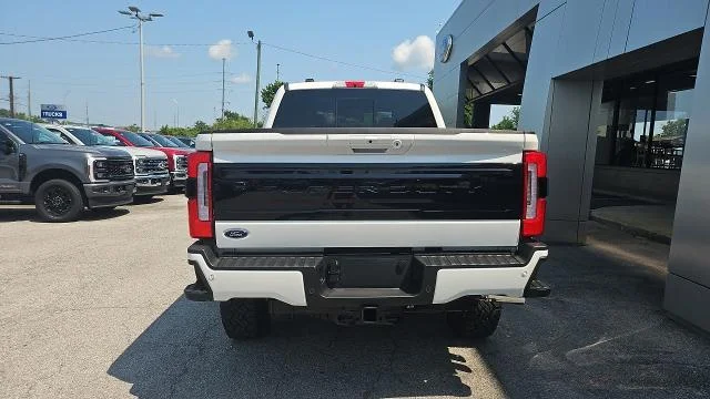 New 2026 Star White Metallic Tri-Coat Ford Platinum 4WD image 25
