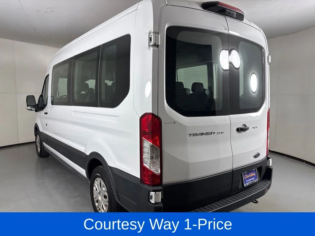 Used 2023 White Ford XLT image 8