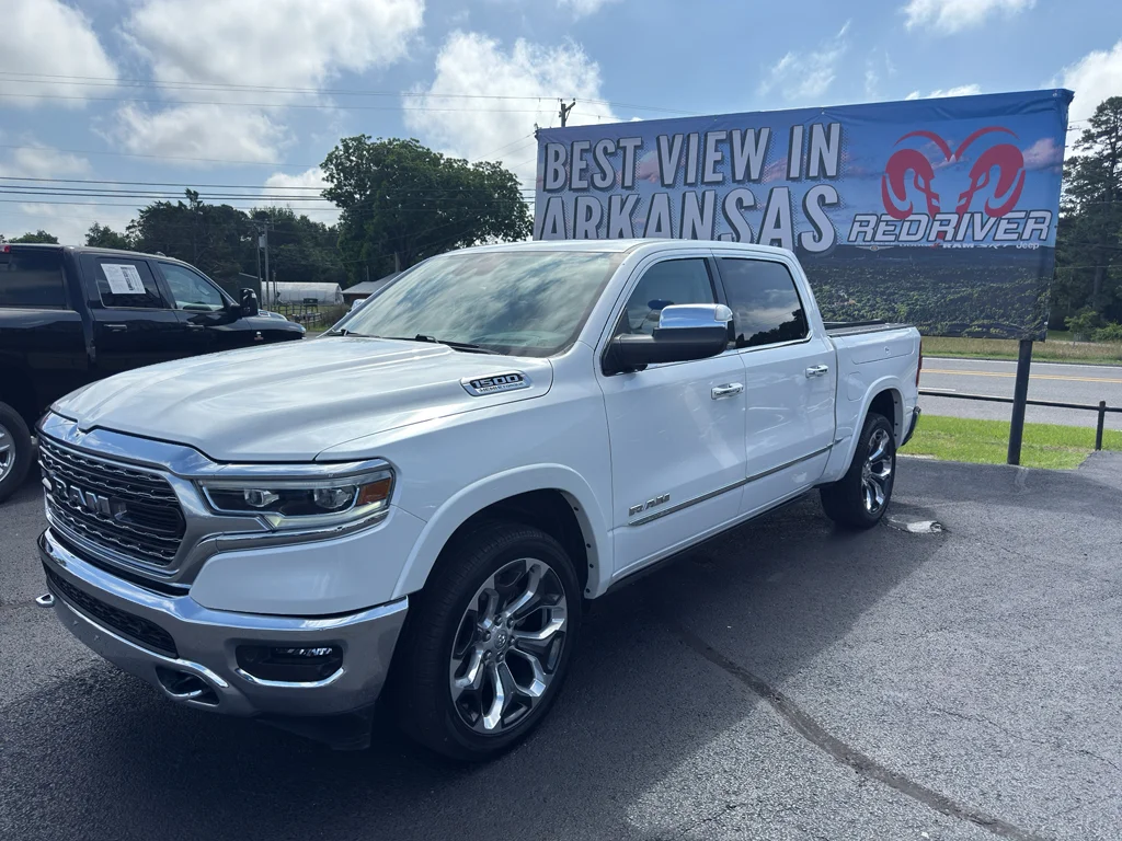 2022 RAM 1500 Limited 4x4 Crew Cab 5'7's photo