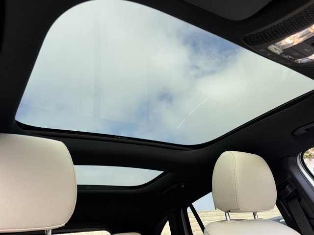 New 2026 Cirrus Silver Metallic Mercedes-Benz GLA 250 image 3