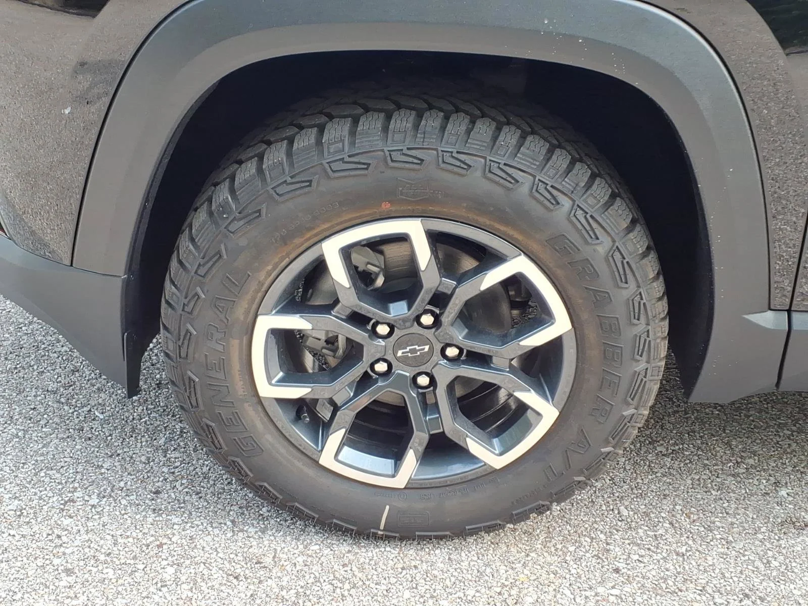 2027 Chevrolet Equinox ACTIV - Photo 20