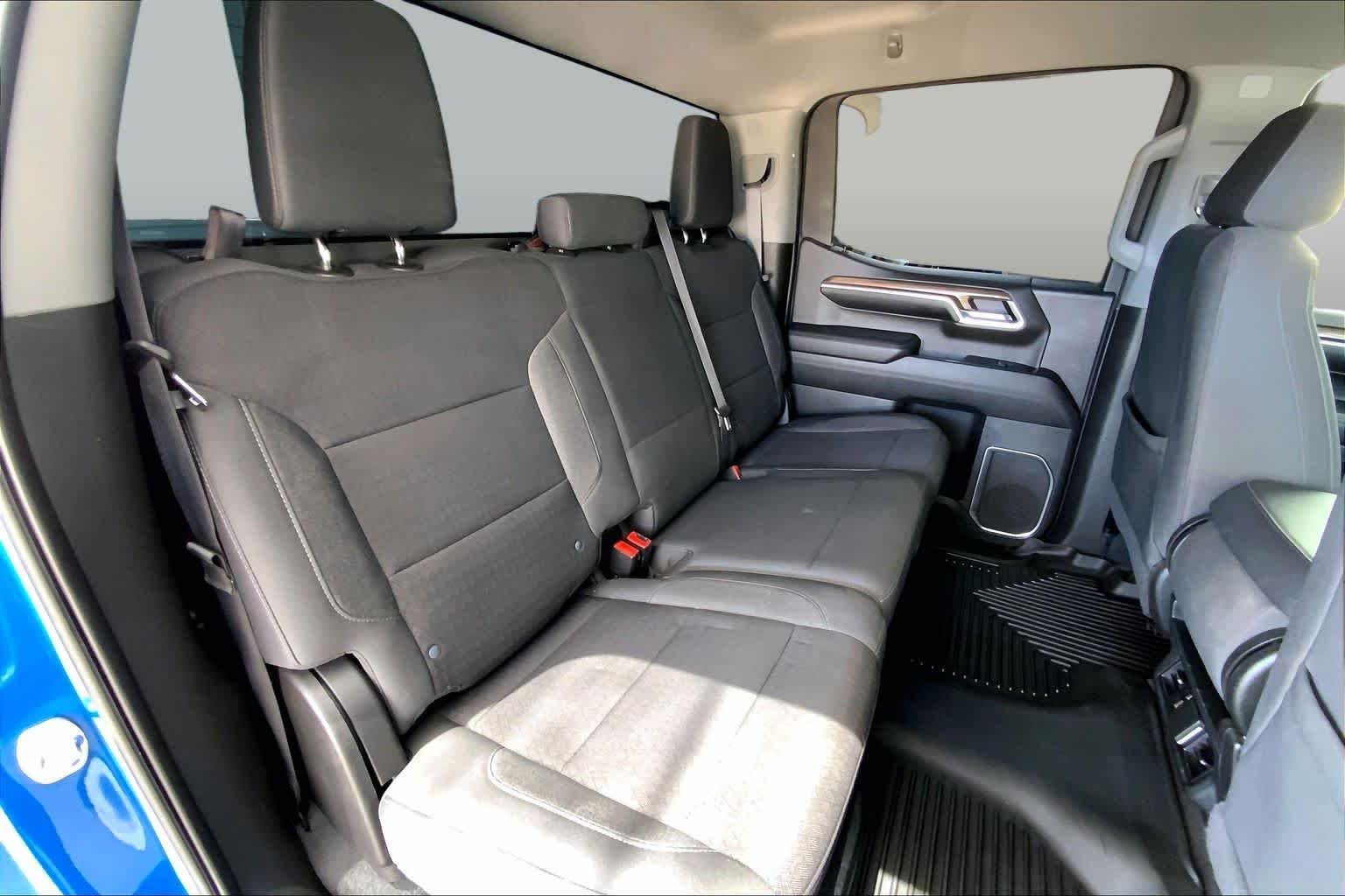 Used 2022 GLACIER BLUE METALLIC Chevrolet LT image 20