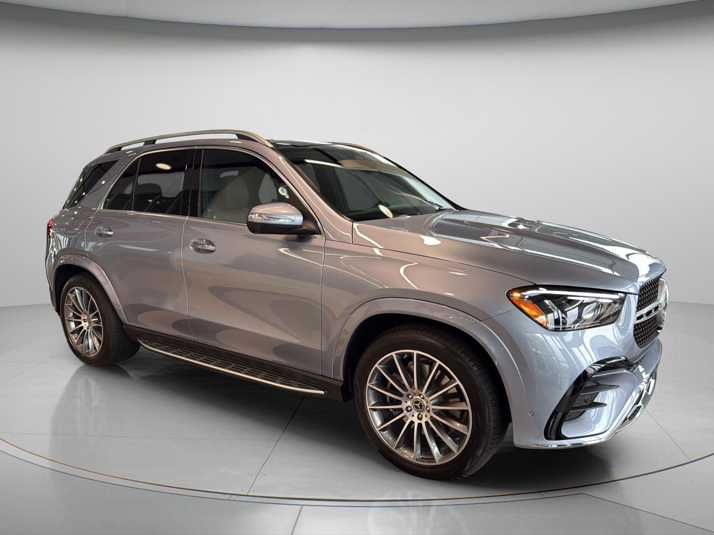 New 2026 MANUFAKTUR Cote d Azur Light Blue Metallic Mercedes-Benz GLE 350 image 6