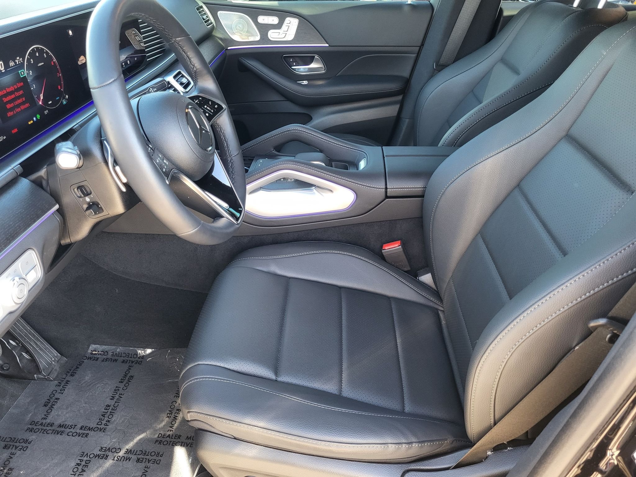 Certified Used 2025 Obsidian Black Metallic Mercedes-Benz GLE450 4MATIC® image 15