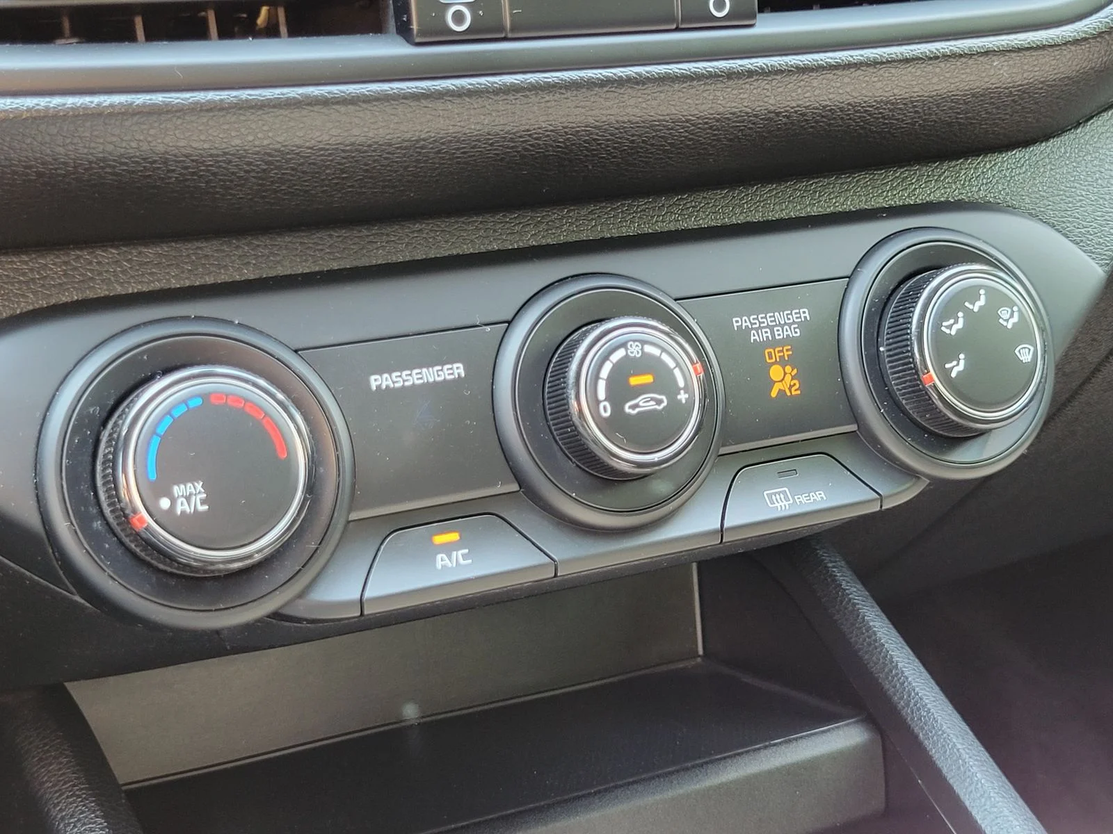 Used 2021 Gray Kia LXS image 20
