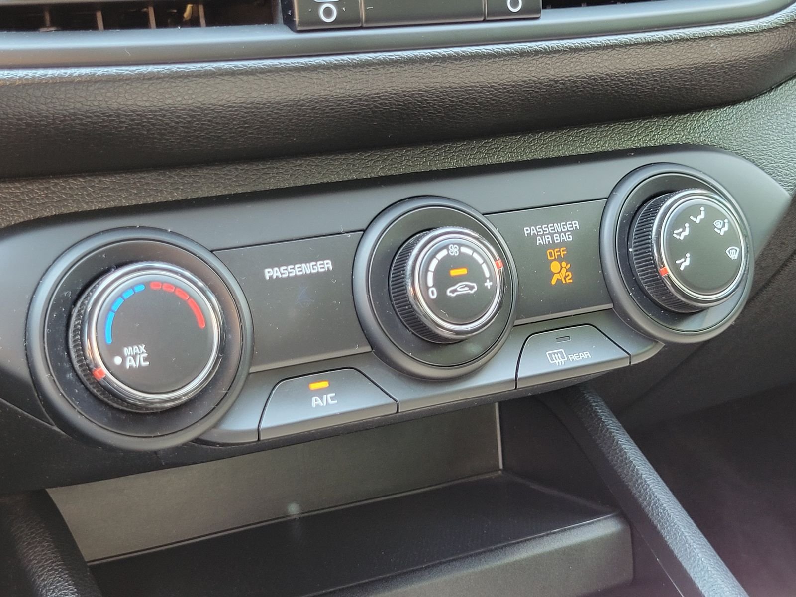 Used 2021 Gray Kia LXS image 20