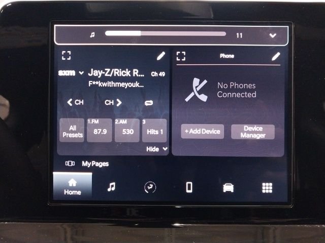 New 2026 Diamond Black Crystal Pearl-Coat Exterior Paint Jeep Latitude image 12