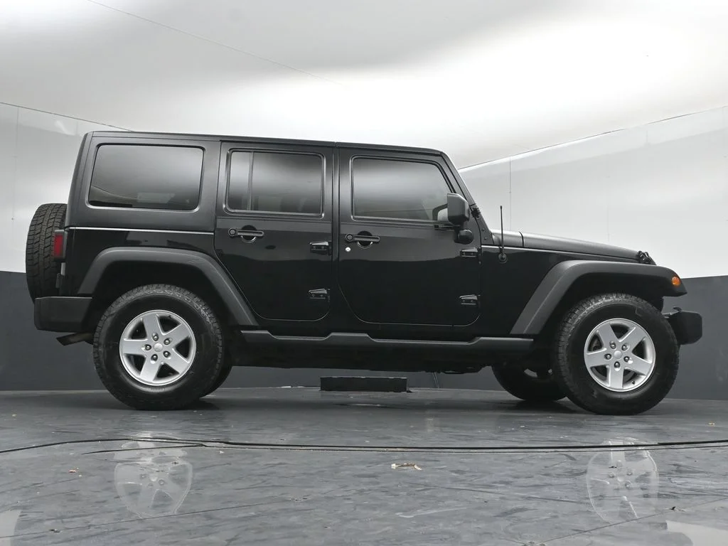 Used 2015 Black Jeep Unlimited Sport image 41