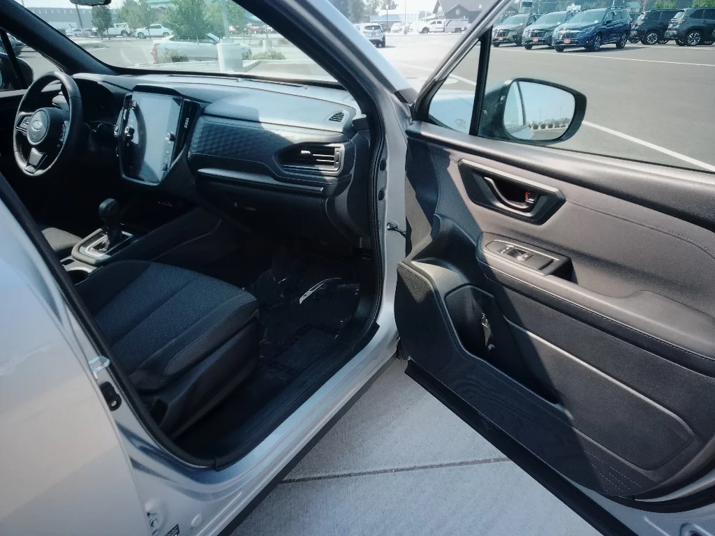 Certified Used 2025 Ice Silver Metallic Subaru Premium image 16