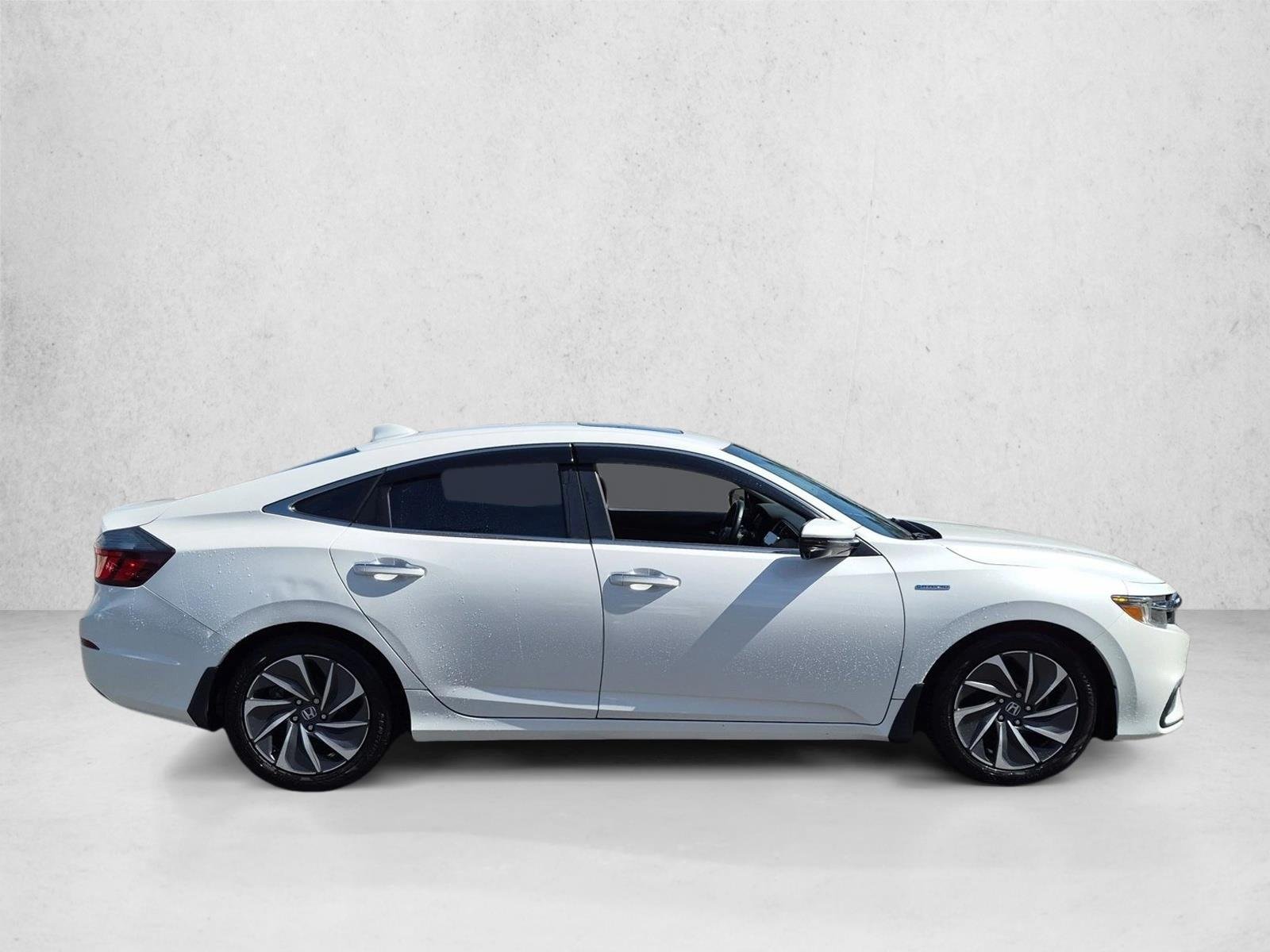 Used 2019 White Honda Touring image 4