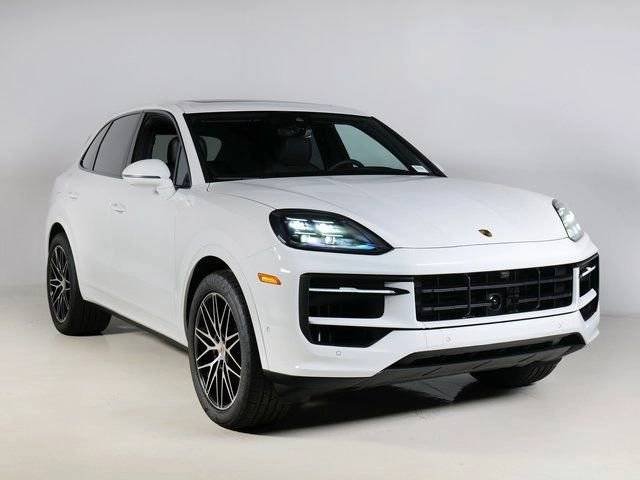 Certified Used 2026 White Porsche  image 7