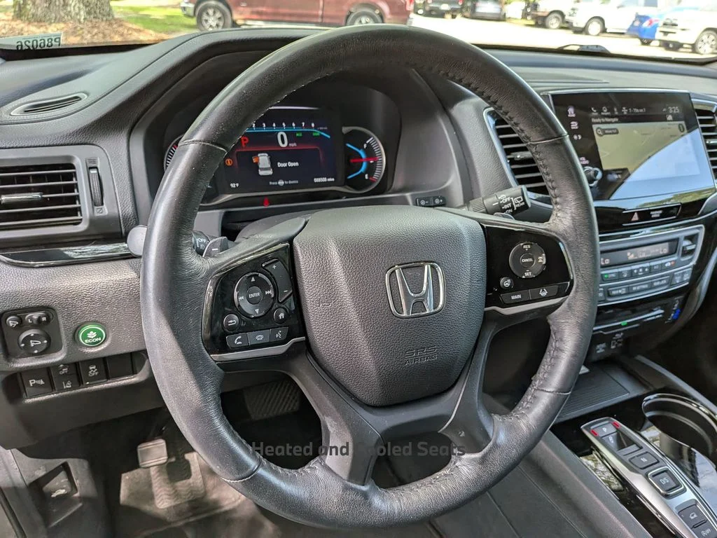 Used 2022 Gray Honda Elite image 15