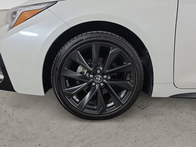 Used 2024 Pearl Toyota SE image 9