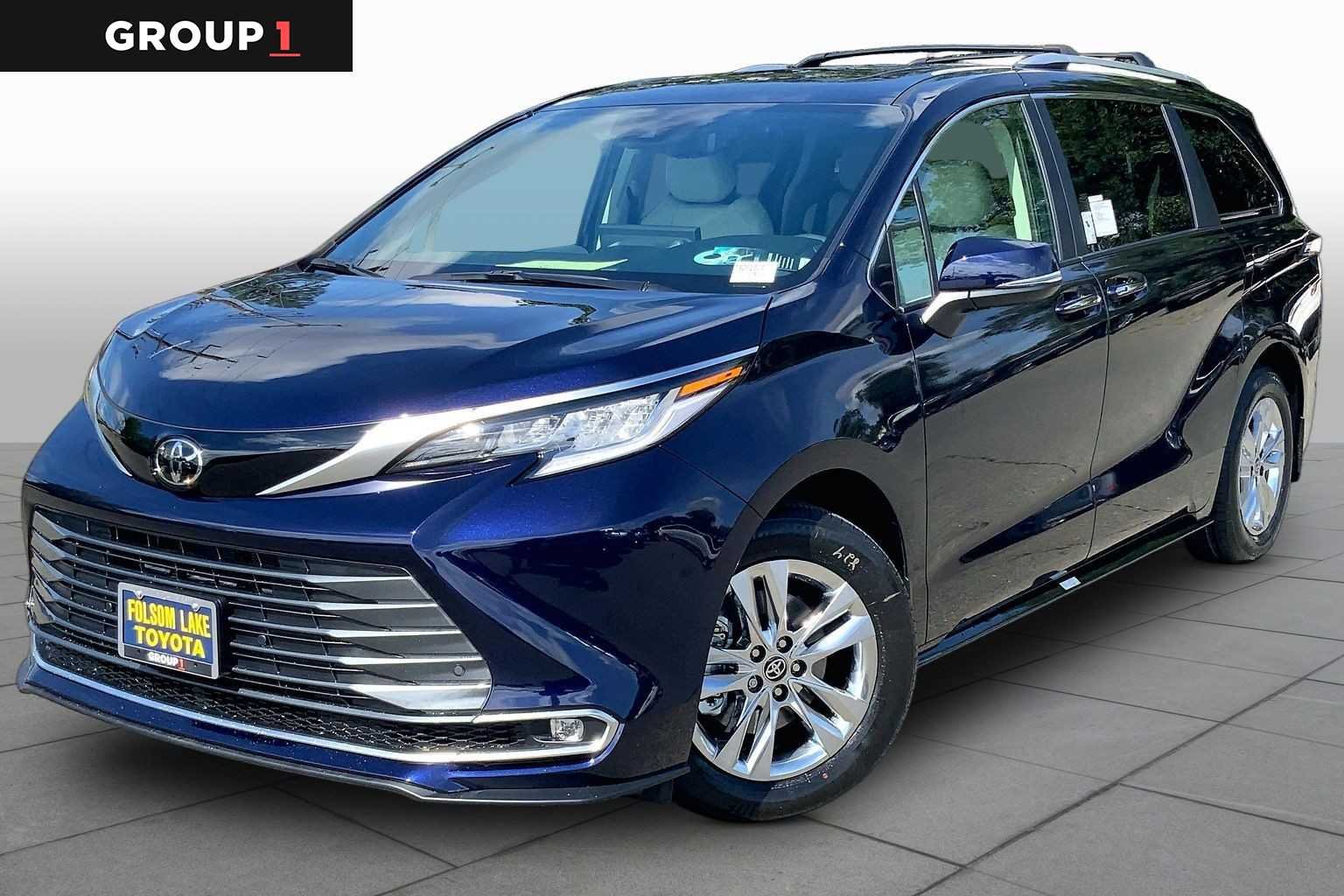2026 Toyota Sienna Limited 7-Passenger Hybrid AWD's photo