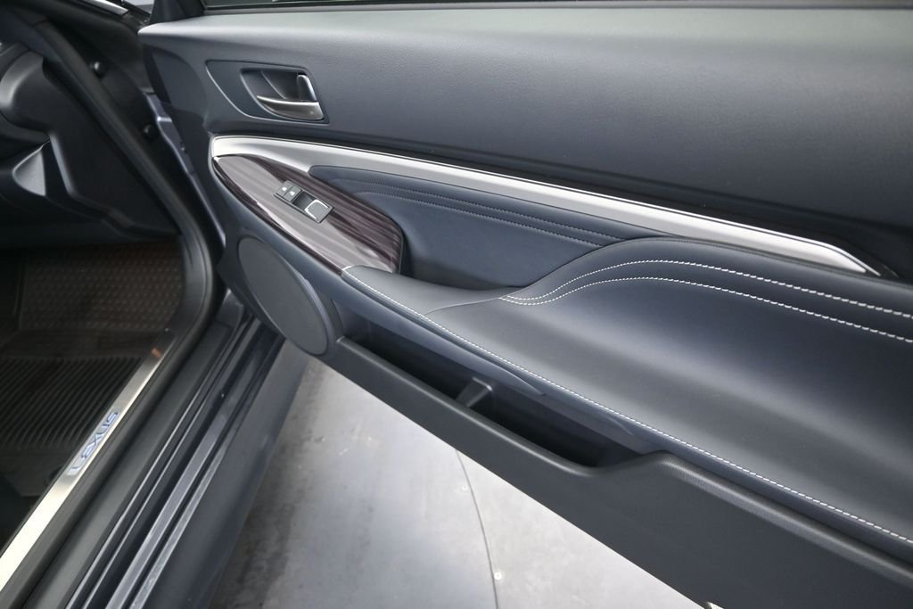 Used 2024 CLOUDBURST GRAY Lexus 300 image 21