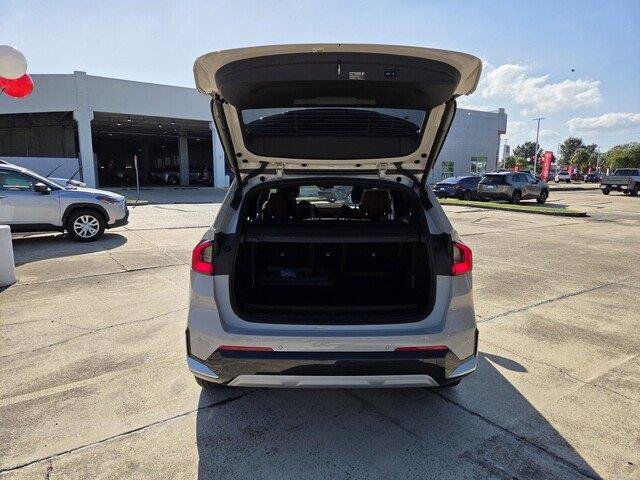 Used 2026 Dune Grey Metallic BMW xDrive28i image 28