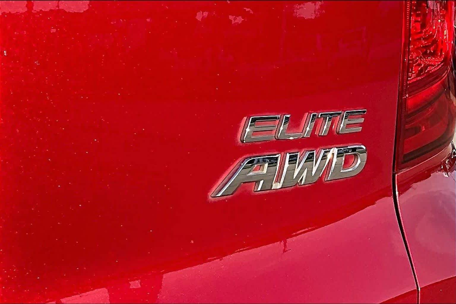 Used 2023 Radiant Red Metallic II Honda Elite image 10