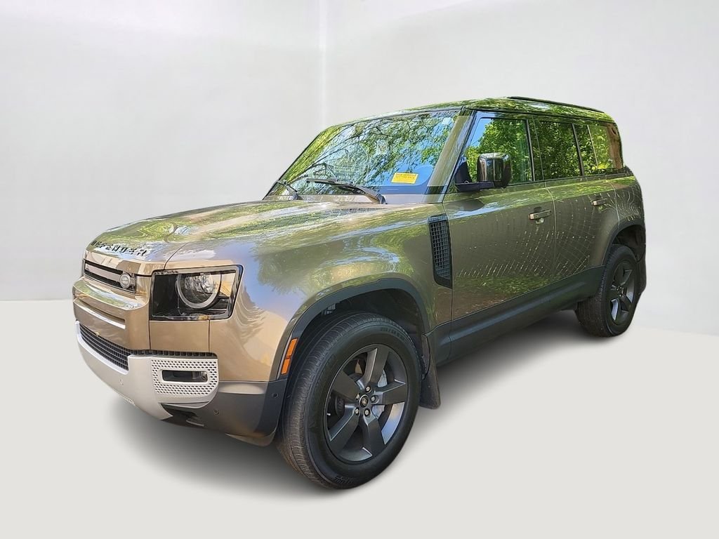 2020 Land Rover Defender SE's photo