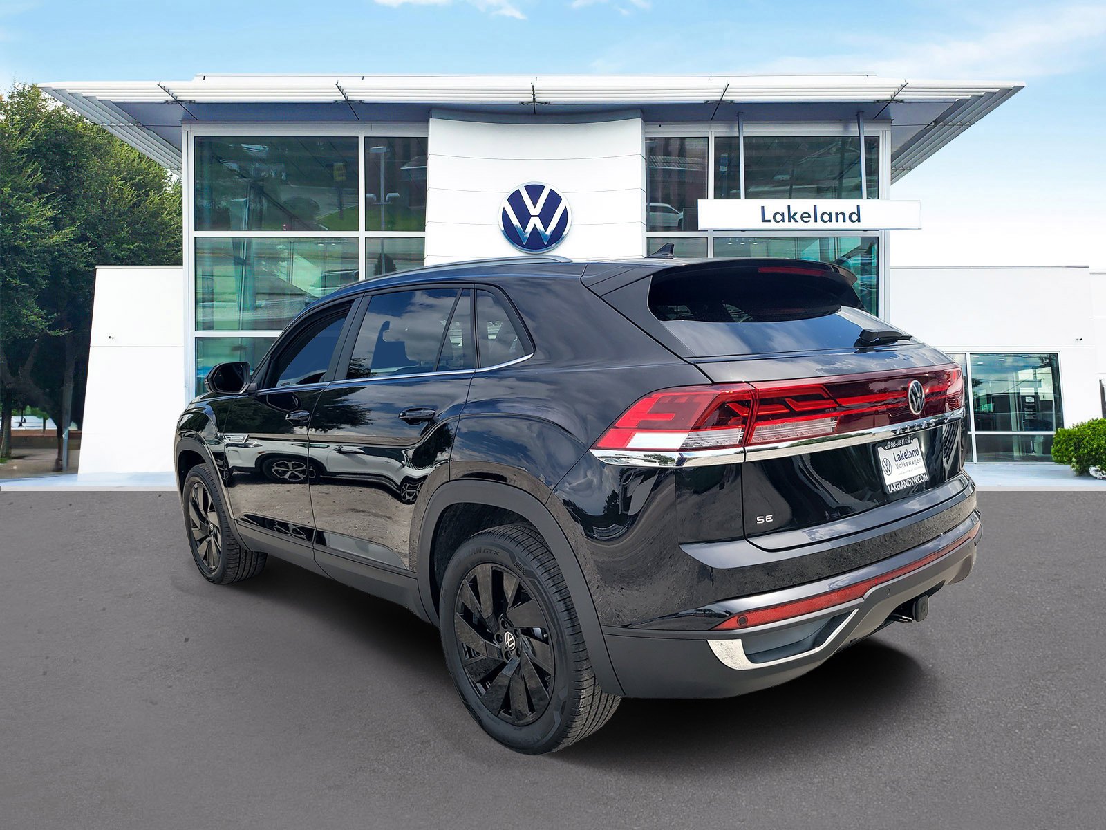 New 2026 Deep Black Pearl Volkswagen 2.0T SE W/TECHNOLOGY image 5