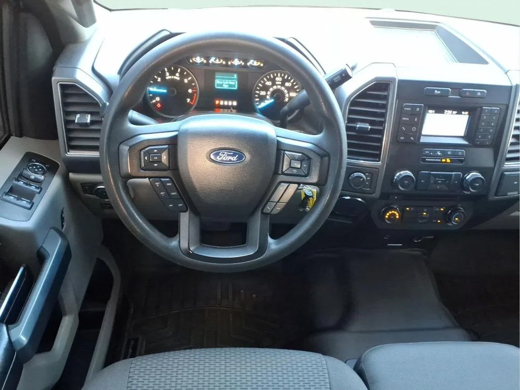 Used 2018 White Ford XLT image 13