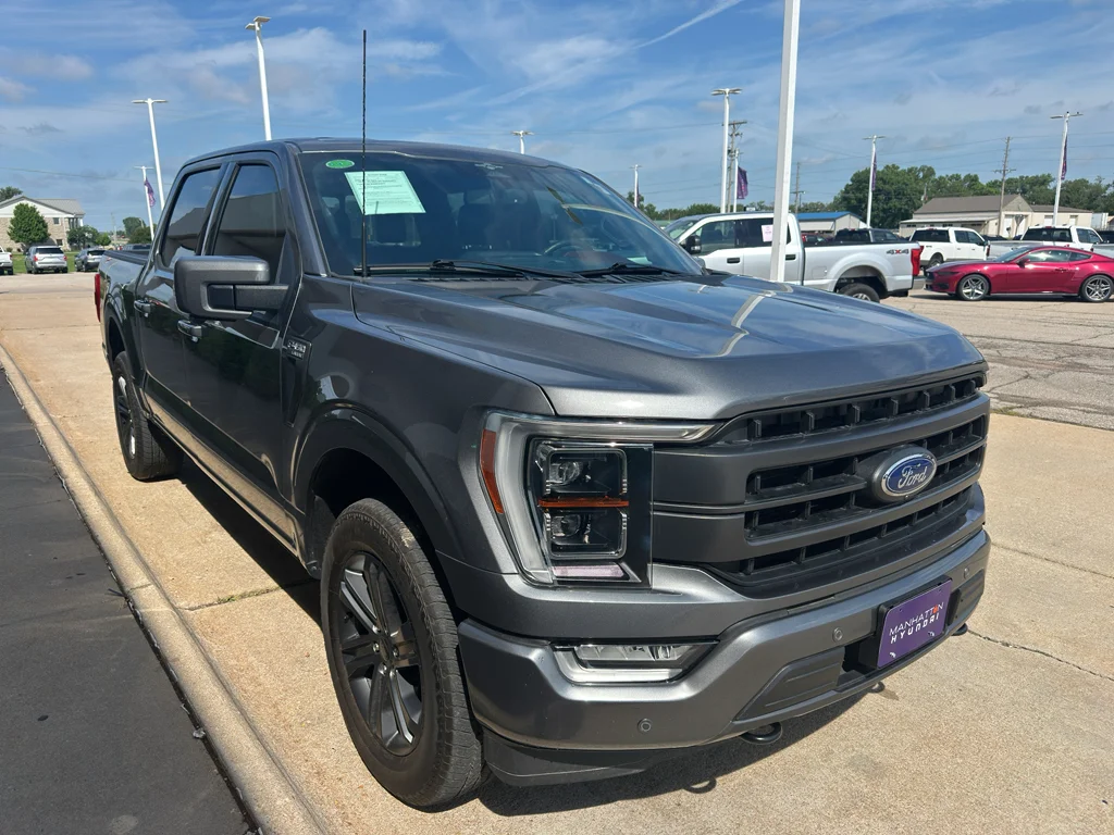 Used 2023 Carbonized Gray Metallic Ford Lariat image 2