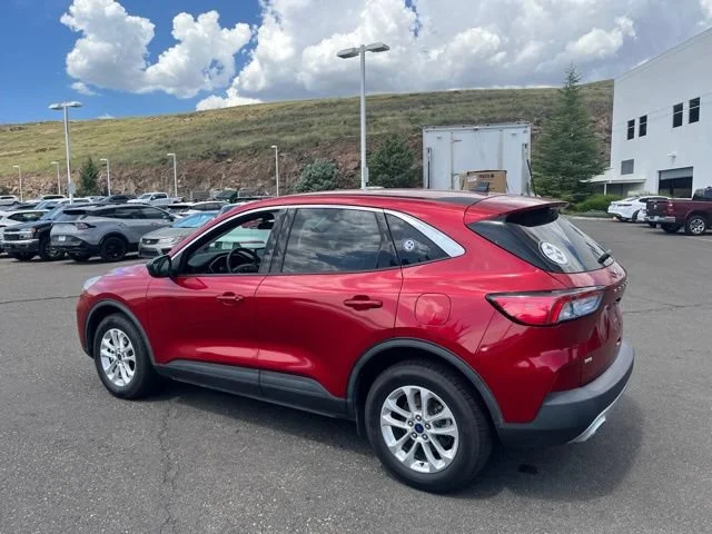 Used 2022 Red Metallic Ford SE Hybrid image 11