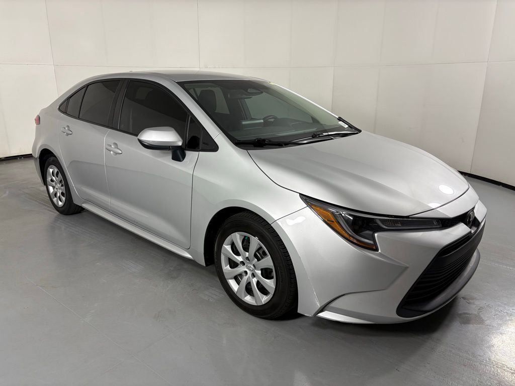 Used 2023 Silver Toyota LE image 2