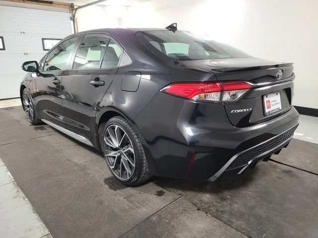 Used 2020 Black Sand Pearl Toyota SE image 9