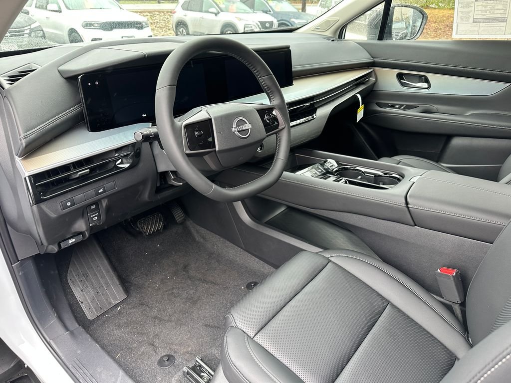 New 2026 Everest White Pearl TriCoat Nissan SL image 12
