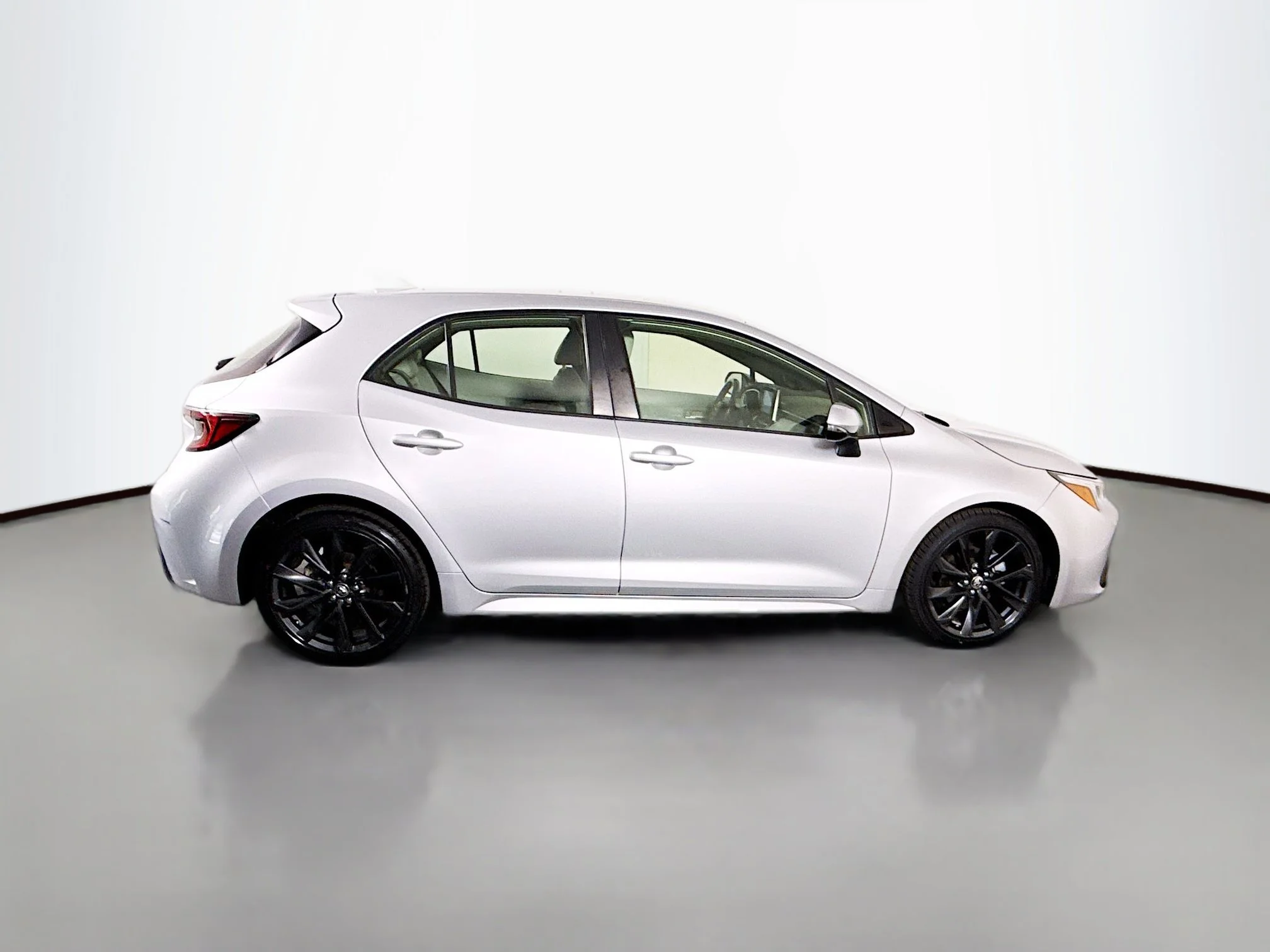 Used 2023 Classic Silver Metallic Toyota XSE image 8