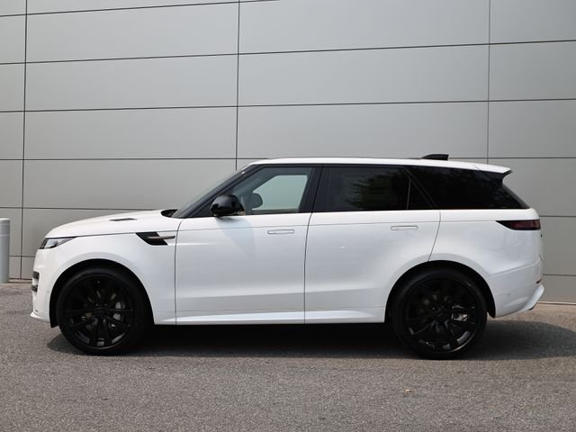 New 2026 Ostuni Pearl White LAND ROVER Dynamic SE image 4