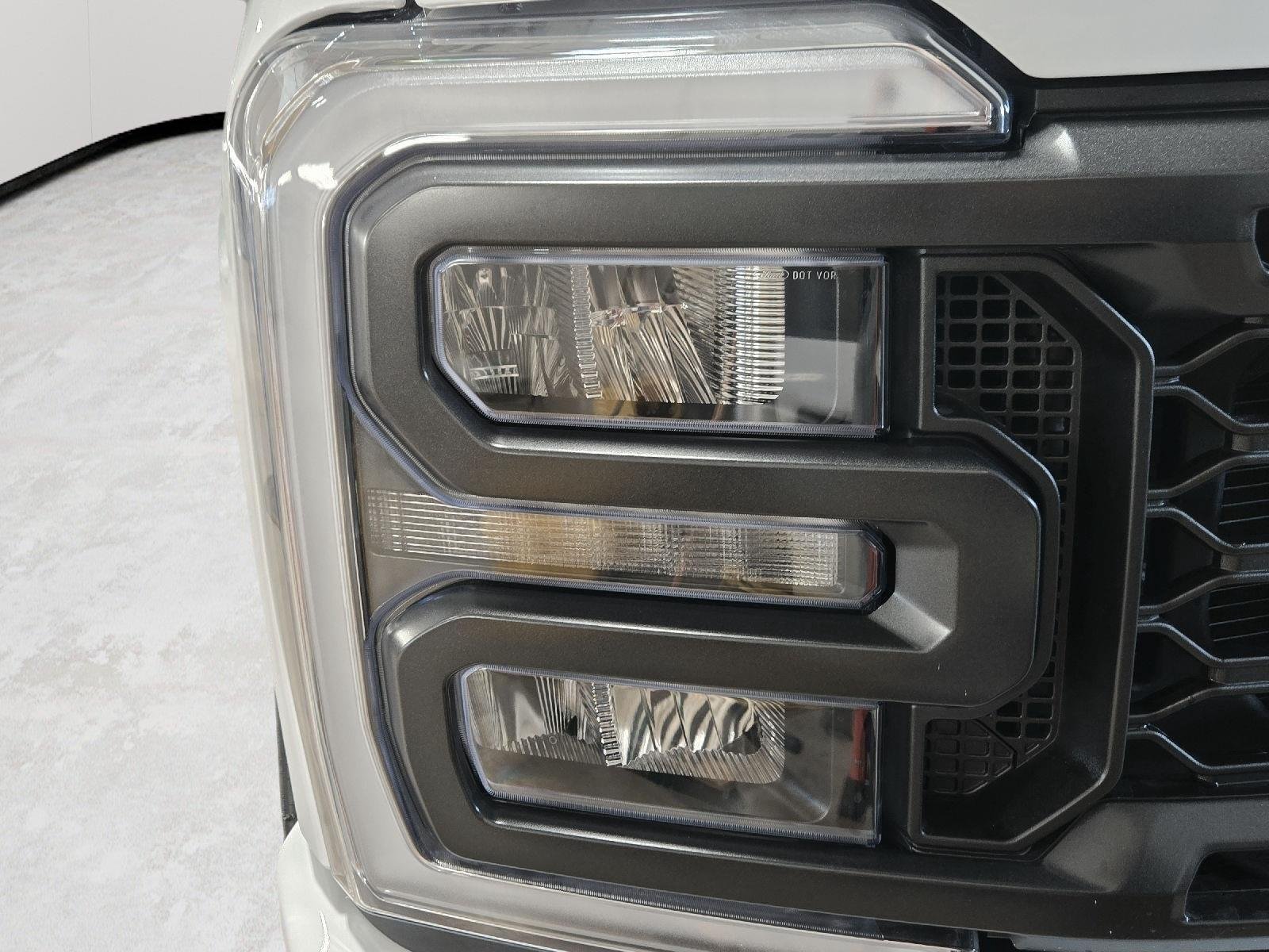 New 2026 Oxford White Ford F-250® XL image 13