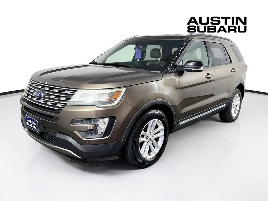 Used 2016 Brown Ford XLT image 3
