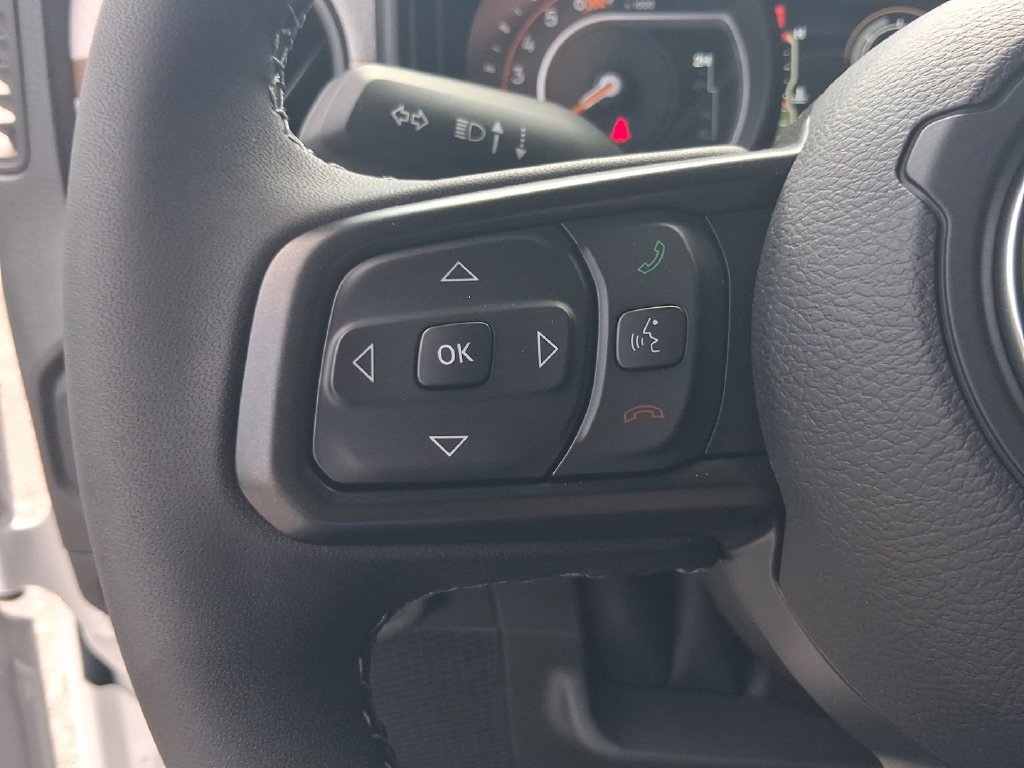 New 2025 White Jeep Sport S image 12