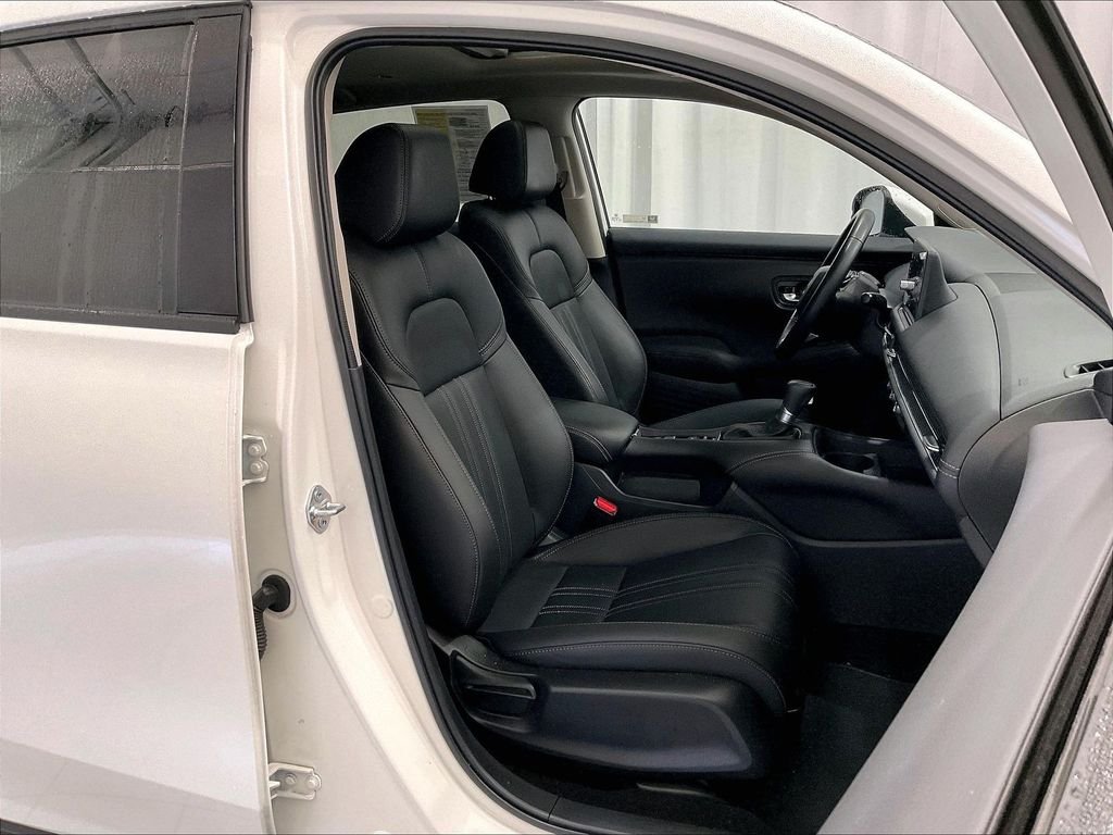 Used 2026 Platinum White Honda EX-L image 11