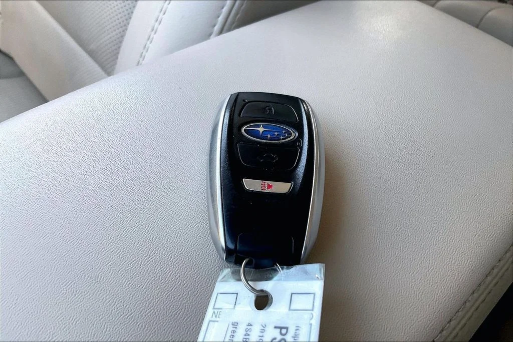 Used 2019 Green Subaru 2.5i image 11