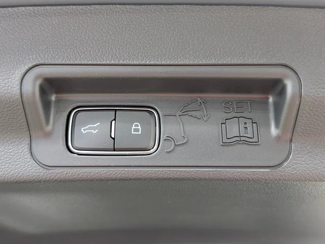 New 2026 Vapor Blue Metallic Ford Tremor® image 53