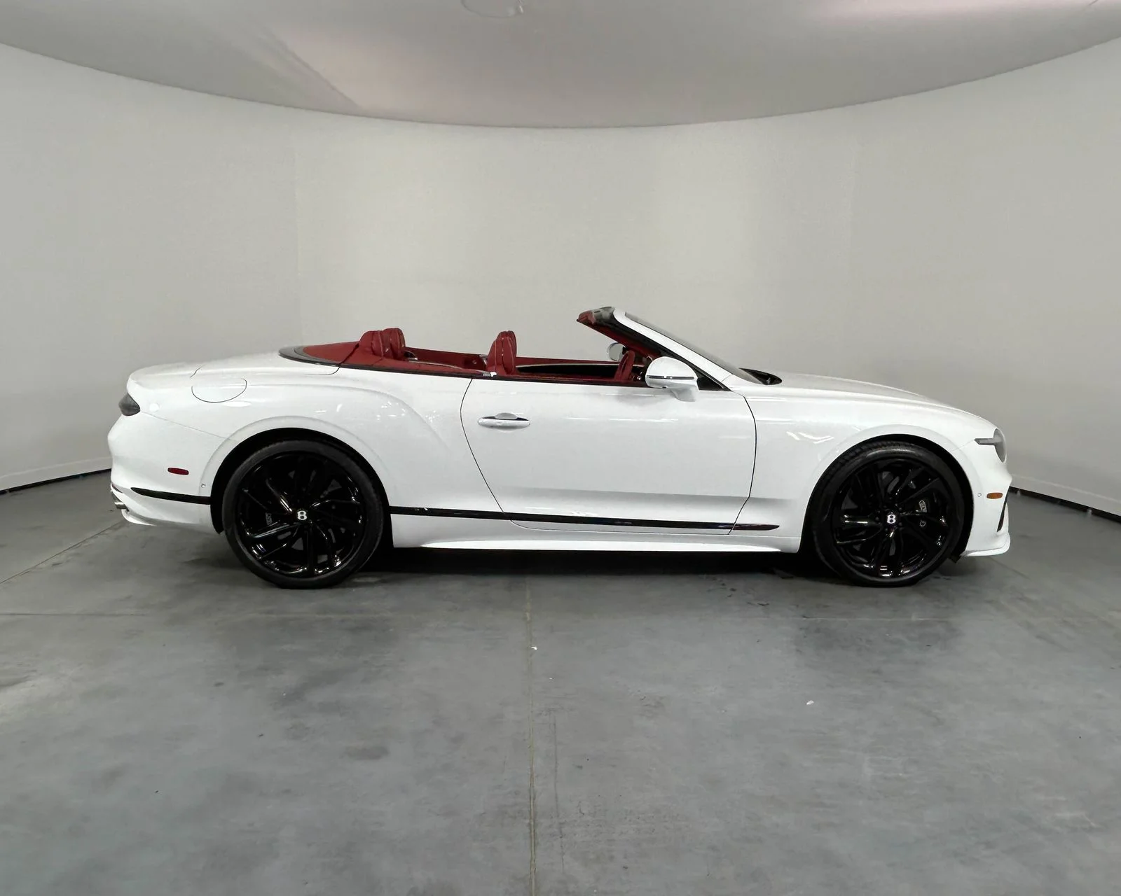 New 2026  Bentley GTC image 5