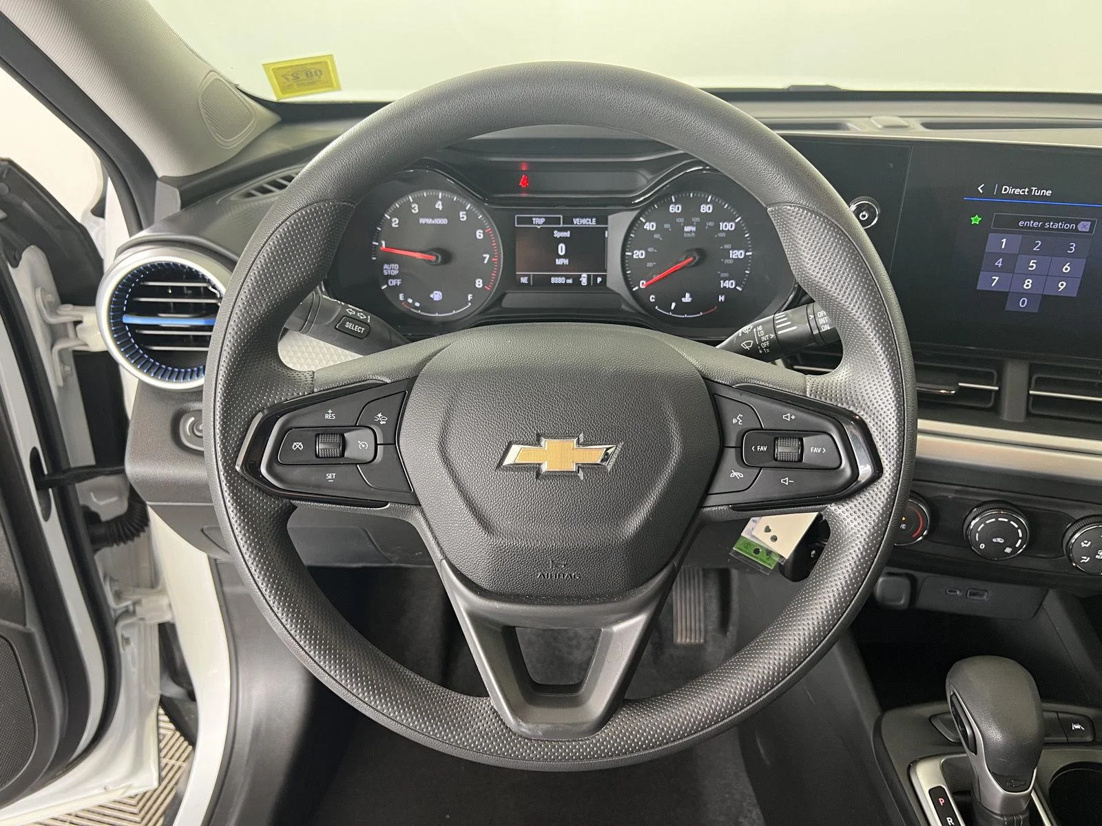 Used 2025 Summit White Chevrolet LS image 7