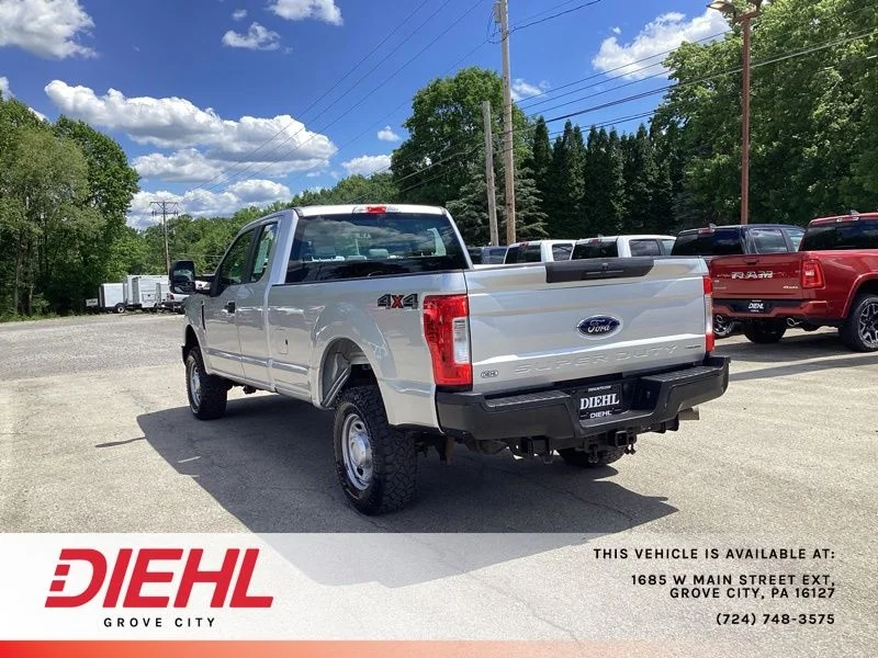 Used 2019 White Ford XL image 5