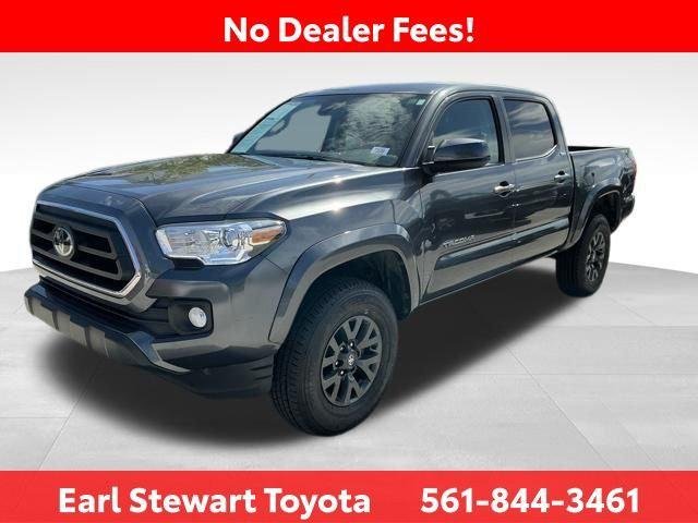 Certified Used 2023 MAGNETIC GRAY MET. Toyota  image 9