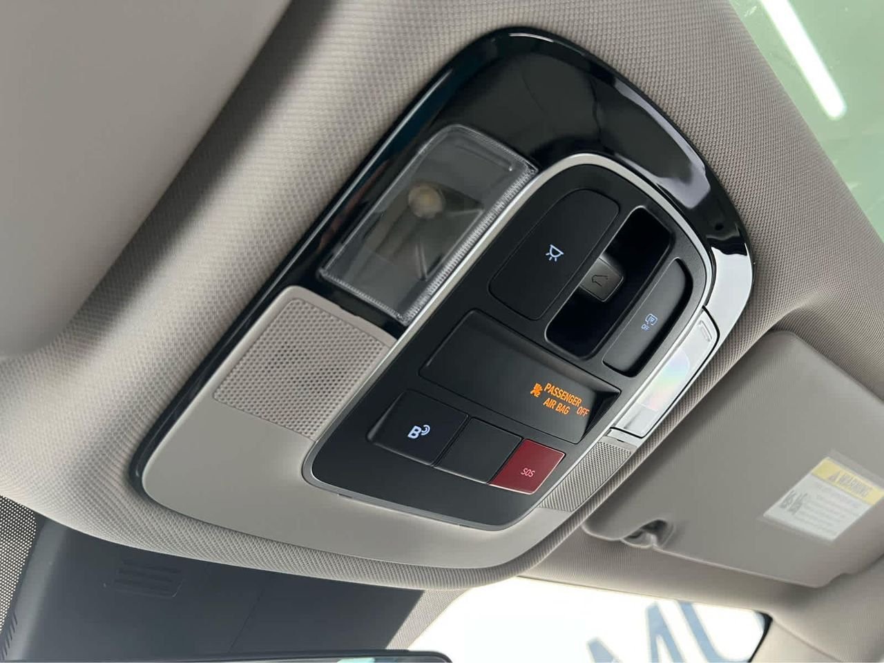 2025 Hyundai Tucson Limited - Photo 23