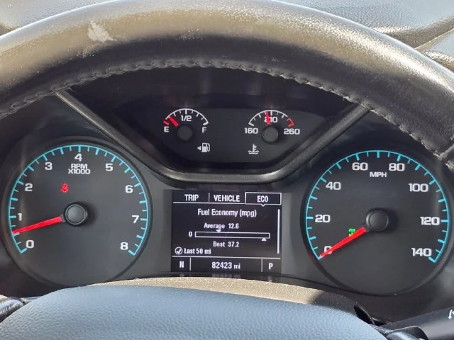 Used 2022 Gray GMC Elevation image 19
