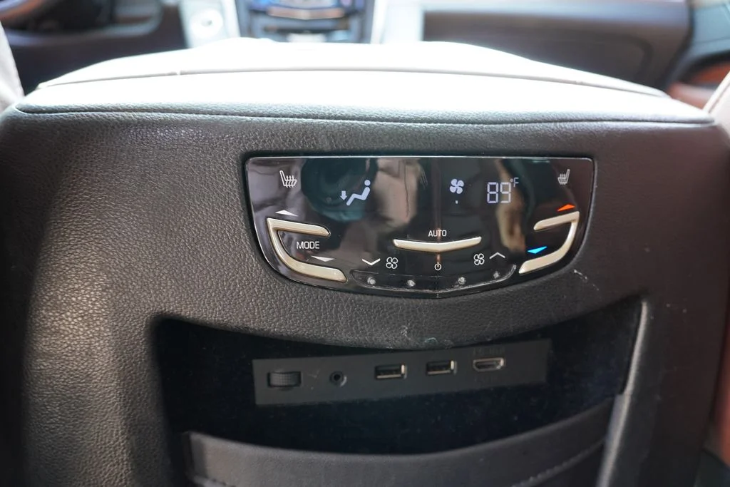 Used 2018 White Cadillac Premium image 5