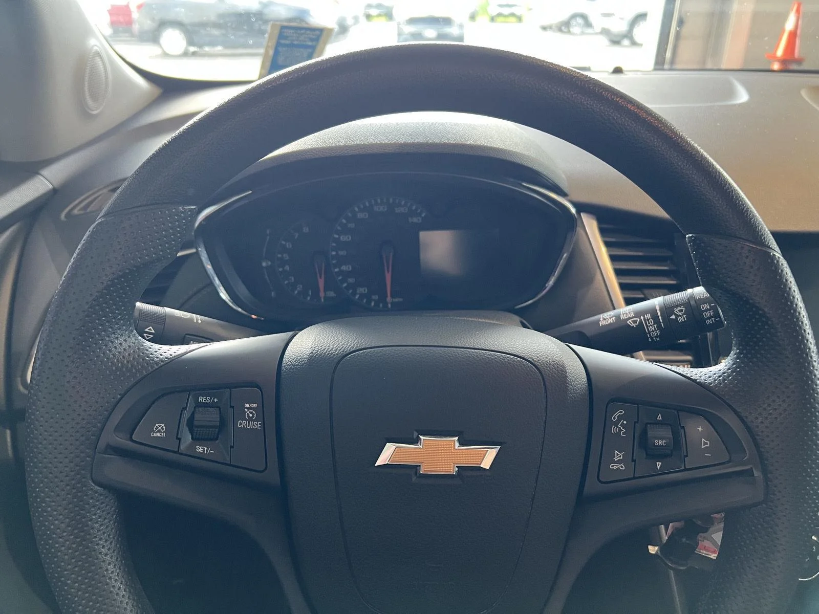 Used 2020 SUMMIT WHITE Chevrolet LS image 14