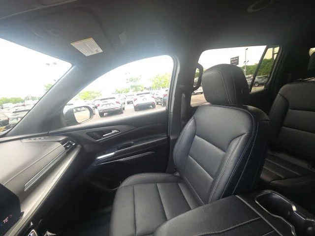 Used 2025 Gray Chevrolet LT image 20